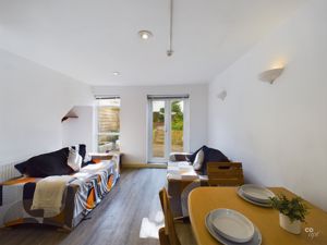 living room - click for photo gallery